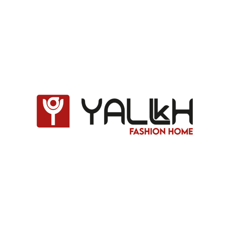 Logo de Yallkh Fashion Home, fondo blanco.